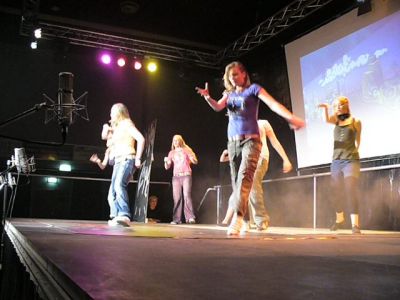 Mijn dansgroepje  AHA optredens.jpg