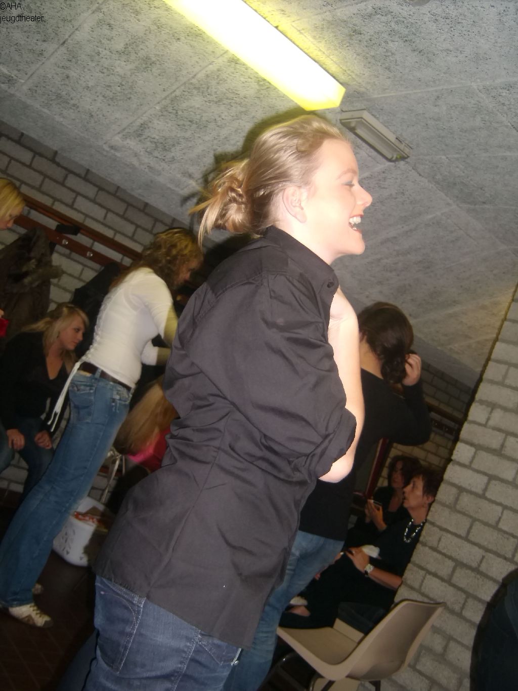 achter de schermen 1.jpg