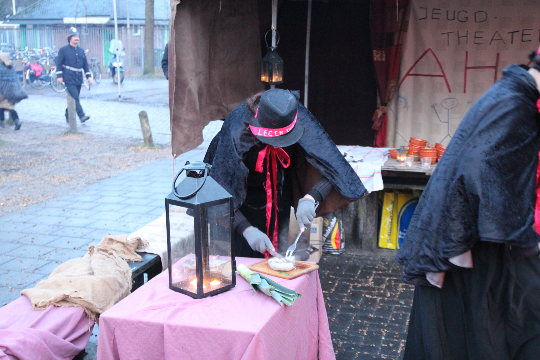 Het aansnijden van het vlees