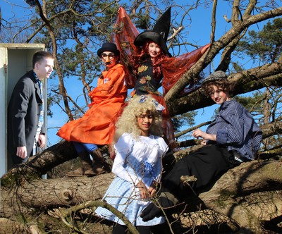 een paar uit de groep voor de fotosessie